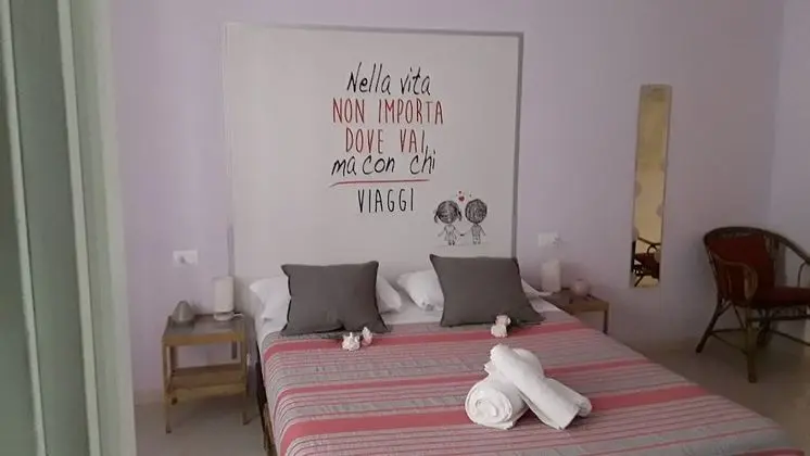 Tek Büyük Yataklı Oda, Ortak Banyo