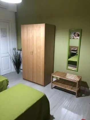 Tek Büyük veya İki Ayrı Yataklı Oda, Banyolu/Duşlu