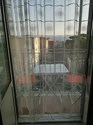 Tek Büyük Yataklı Oda, Ortak Banyo