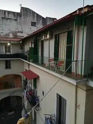 Tek Büyük Yataklı Oda, Ortak Banyo