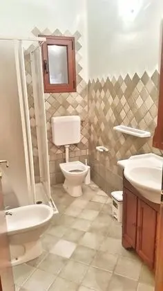 Üç Kişilik Oda, Birden Çok Yatak, Sigara İçilmez, Bahçe Manzaralı