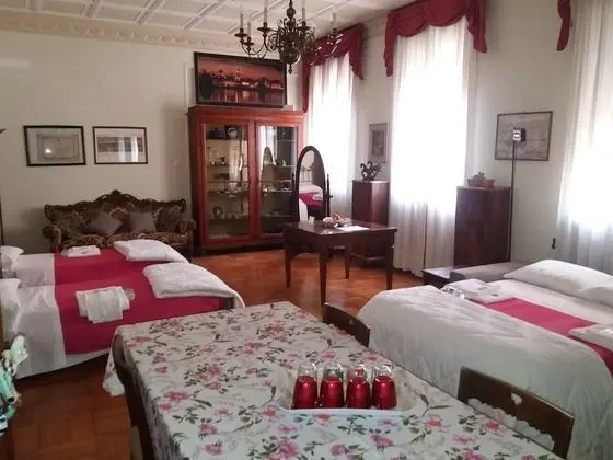 Dört Kişilik Oda, Özel Banyo