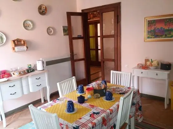 Standard Tek Büyük Yataklı Oda, Banyolu/Duşlu