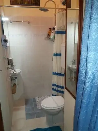 Standard Tek Büyük Yataklı Oda, Ortak Banyo