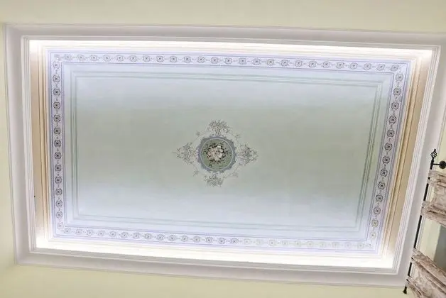 Standard Oda, 1 Büyük (Queen) Boy Yatak, Şehir Manzaralı