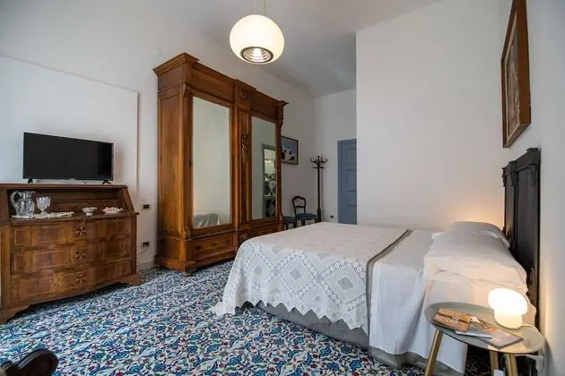 Comfort Tek Büyük veya İki Ayrı Yataklı Oda