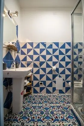 Comfort Tek Büyük veya İki Ayrı Yataklı Oda