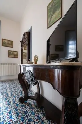 Traditional Tek Büyük veya İki Ayrı Yataklı Oda