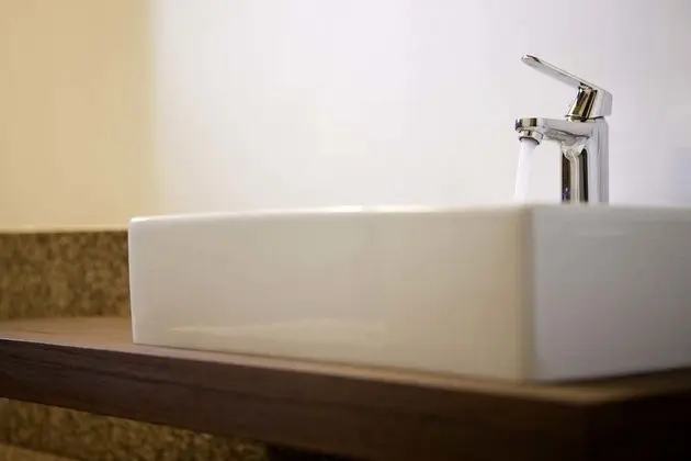 Basic Tek Büyük Yataklı Oda