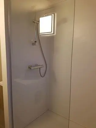 Standard Oda, 1 Büyük (Queen) Boy Yatak, Engellilere Uygun, Avlu