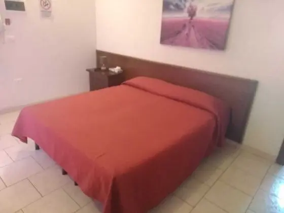 Tek Büyük Yataklı Oda