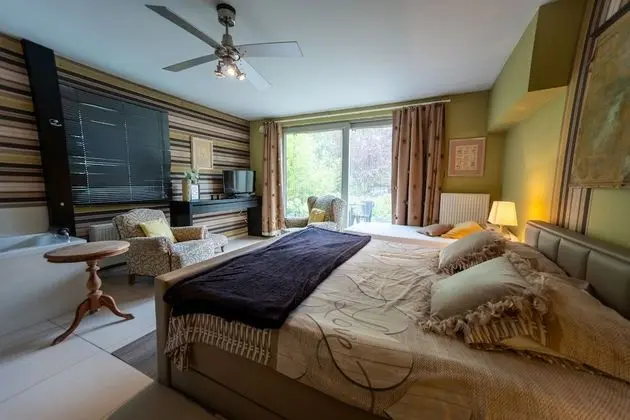 Deluxe Üç Kişilik Oda