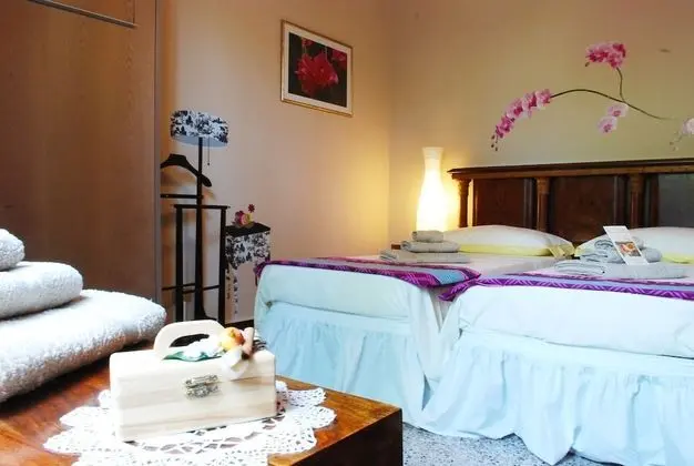 Deluxe Üç Kişilik Oda, Bahçe Manzaralı