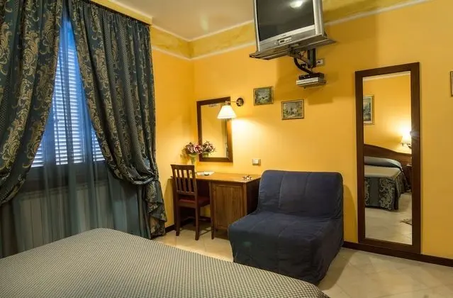 Tek Büyük veya İki Ayrı Yataklı Oda