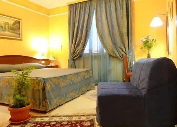 Tek Büyük veya İki Ayrı Yataklı Oda