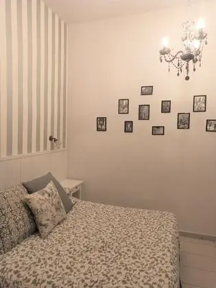 Standard Tek Büyük veya İki Ayrı Yataklı Oda, 1 Çift Kişilik veya 2 Tek Kişilik Yatak, Banyolu/Duşlu