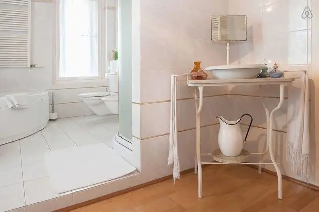 Dört Kişilik Oda, Özel Banyo (External)