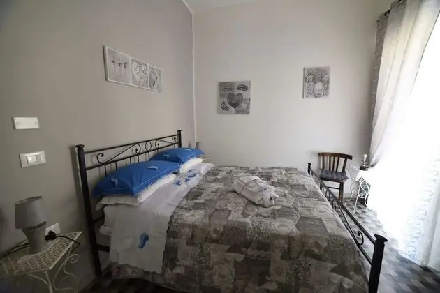 Tek Büyük Yataklı Oda (Grigio)
