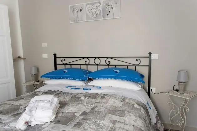 Tek Büyük Yataklı Oda (Grigio)