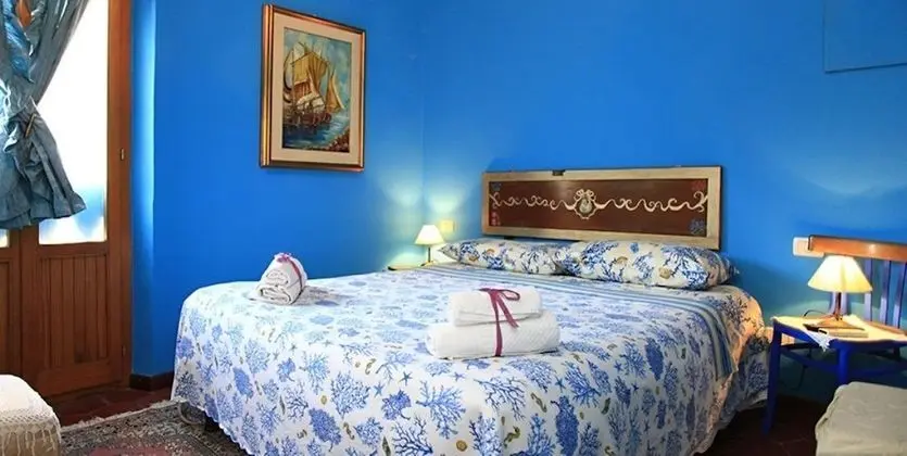 Standard Tek Büyük veya İki Ayrı Yataklı Oda