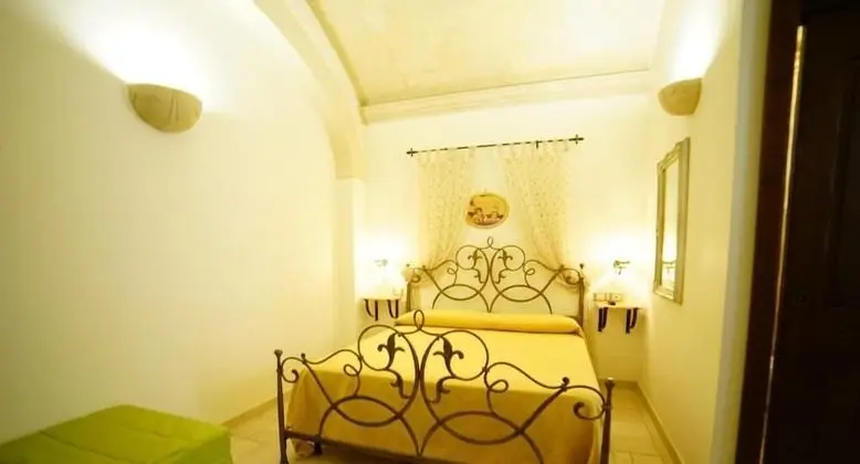 Classic Tek Büyük Yataklı Oda