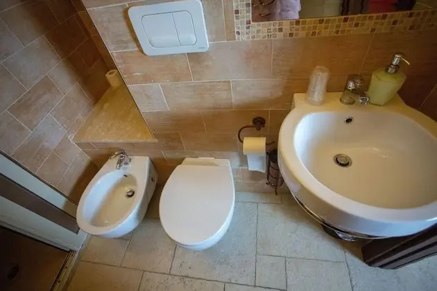 Classic Tek Büyük Yataklı Oda