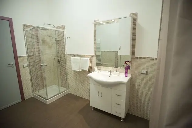 Tek Büyük veya İki Ayrı Yataklı Oda, Özel Banyo