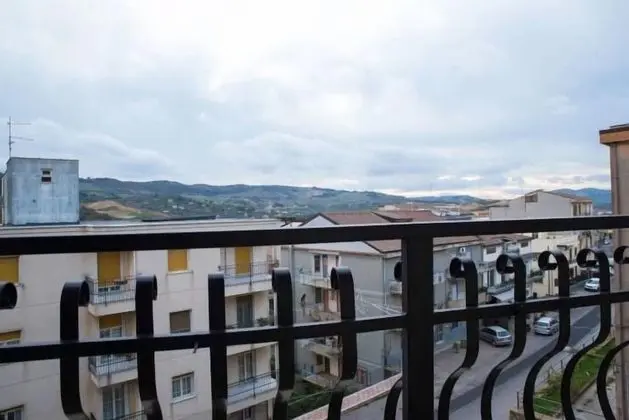 Tek Büyük Yataklı Oda, Balkon