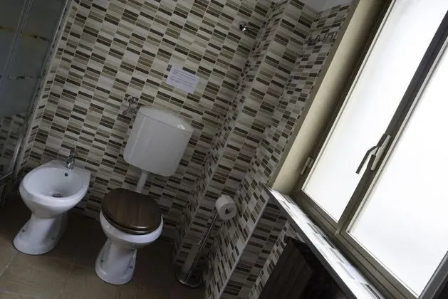 Tek Büyük Yataklı Oda, Balkon