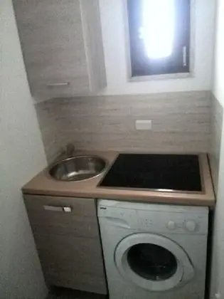 Comfort Apart Daire, 1 Yatak Odası, Küçük Mutfak, Bahçe Manzaralı