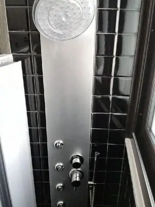 Tek Büyük Yataklı Oda (with Patio)