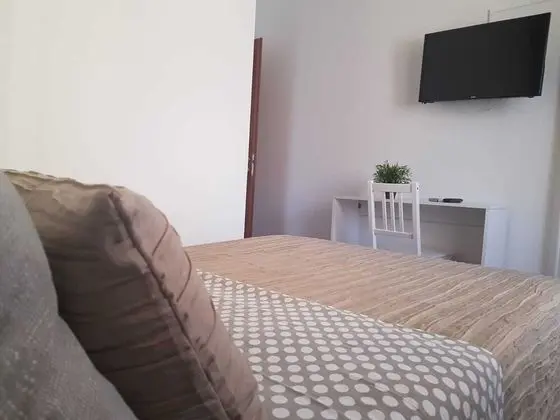 Economy Tek Büyük Yataklı Oda