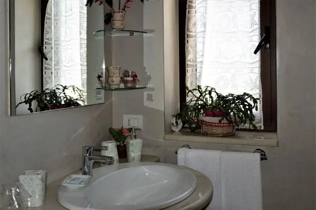 Tek Büyük Yataklı Oda, 1 Büyük (Queen) Boy Yatak, Sigara İçilmez (Arancio)