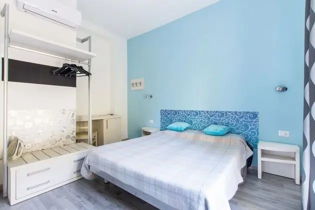 Deluxe Tek Büyük Yataklı Oda (Light Blue)