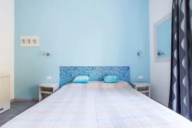 Deluxe Tek Büyük Yataklı Oda (Light Blue)