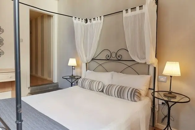 Deluxe Tek Büyük Yataklı Oda, Sigara İçilmez, Banyolu/Duşlu