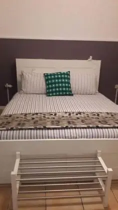 Deluxe Tek Büyük Yataklı Oda (Bathroom not in Room)