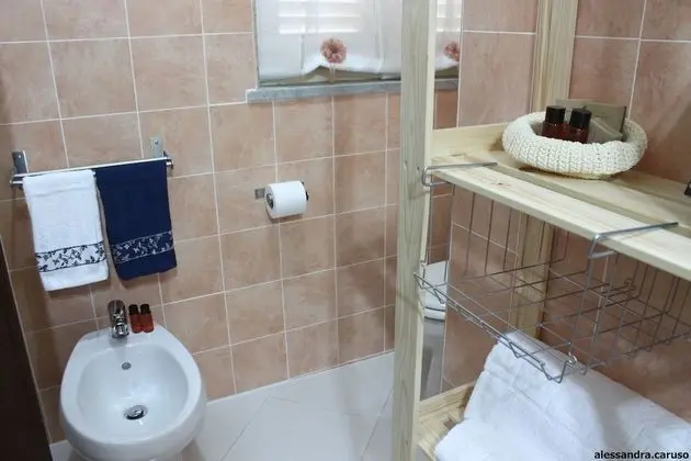 Tek Büyük Yataklı Oda, Özel Banyo (private external bathroom)