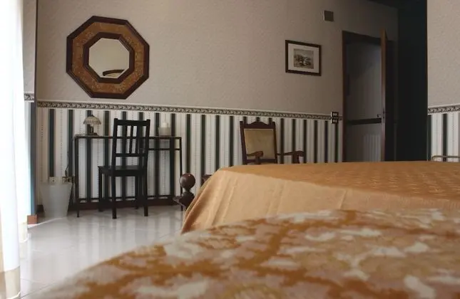 Tek Büyük Yataklı Oda, Sigara İçilmez, Banyolu/Duşlu