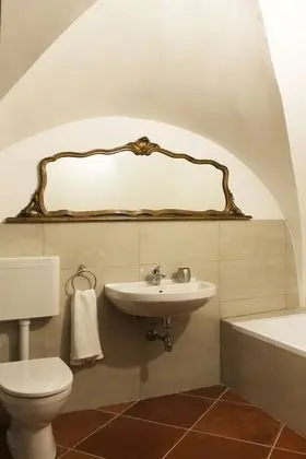 Executive Üç Kişilik Oda