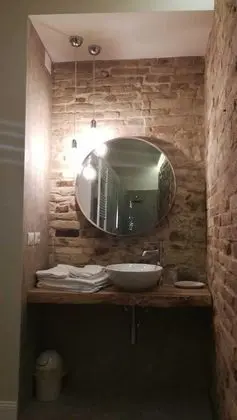 Tek Büyük veya İki Ayrı Yataklı Oda (Blu)
