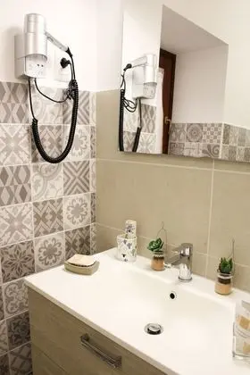 Exclusive Tek Büyük Yataklı Oda, 1 En Büyük (King) Boy Yatak (Sand)