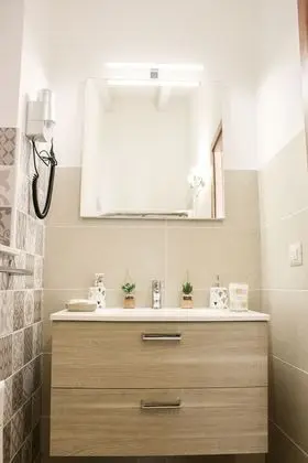 Exclusive Tek Büyük Yataklı Oda, 1 En Büyük (King) Boy Yatak (Sand)