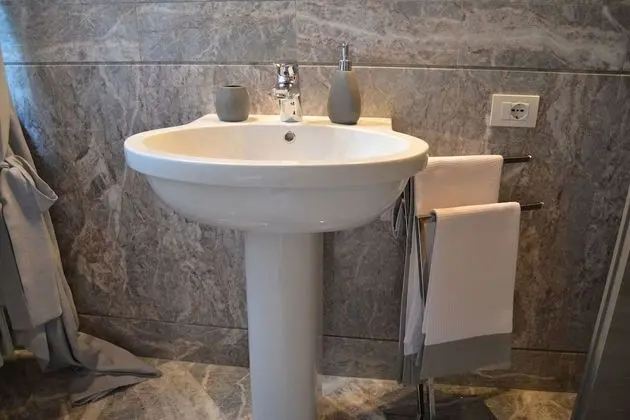 Süit, Birden Çok Yatak, Bağlantılı Odalar, Tepe Manzaralı (Blue)