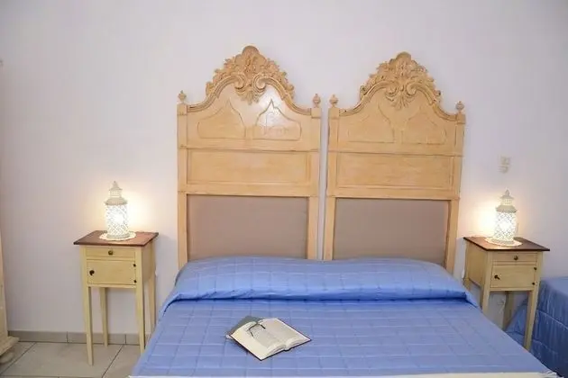 Üç Kişilik Oda
