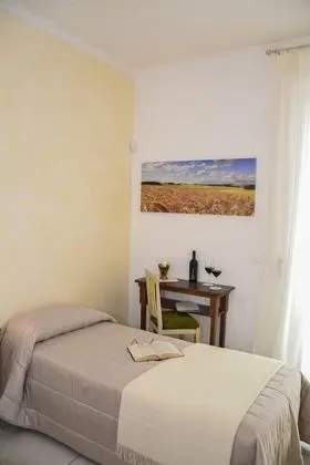 Üç Kişilik Oda