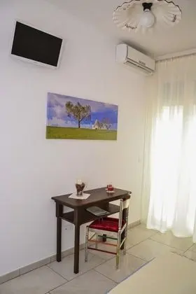 Üç Kişilik Oda