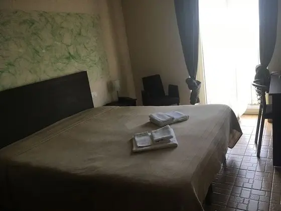 Deluxe Üç Kişilik Oda