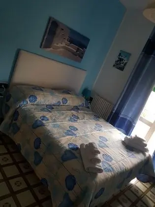 Üç Kişilik Oda