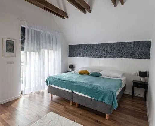 Deluxe Oda, Balkon